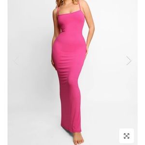 Built in shape wear dress. Popilush.